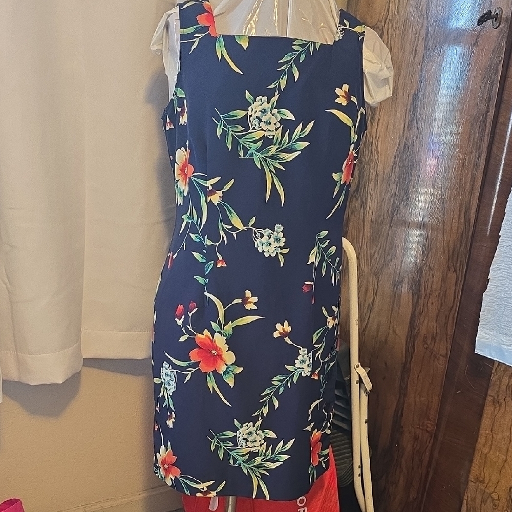 Sag Harbor Navy Floral Midi Dress